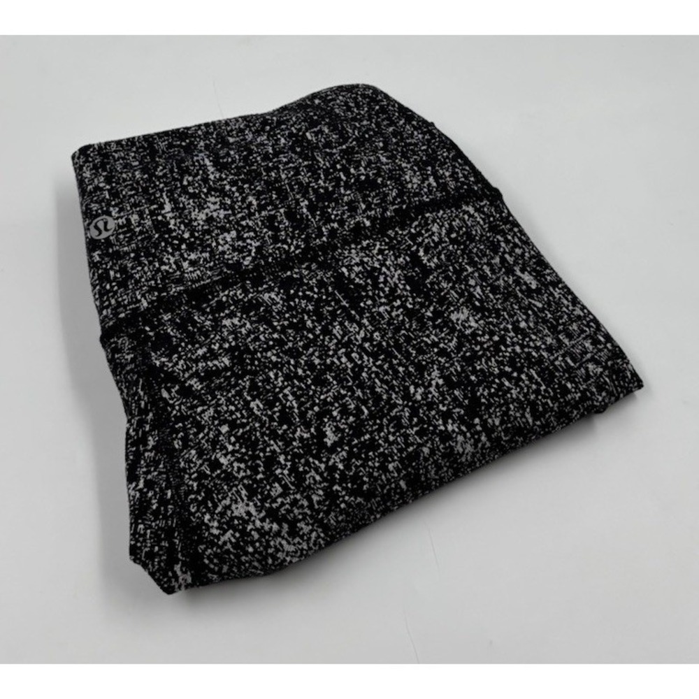 Lululemon Women's 8 Wunder Under Crop Luon Jacquard Black White 21" Leggings